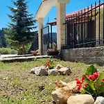 Nyaraló Tsigaridas Mountain Neokhorion